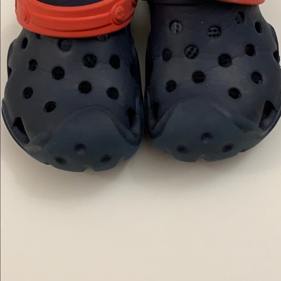 ✨Spider Man/Blue Children’s Crocs✨ - Picture 3 of 4